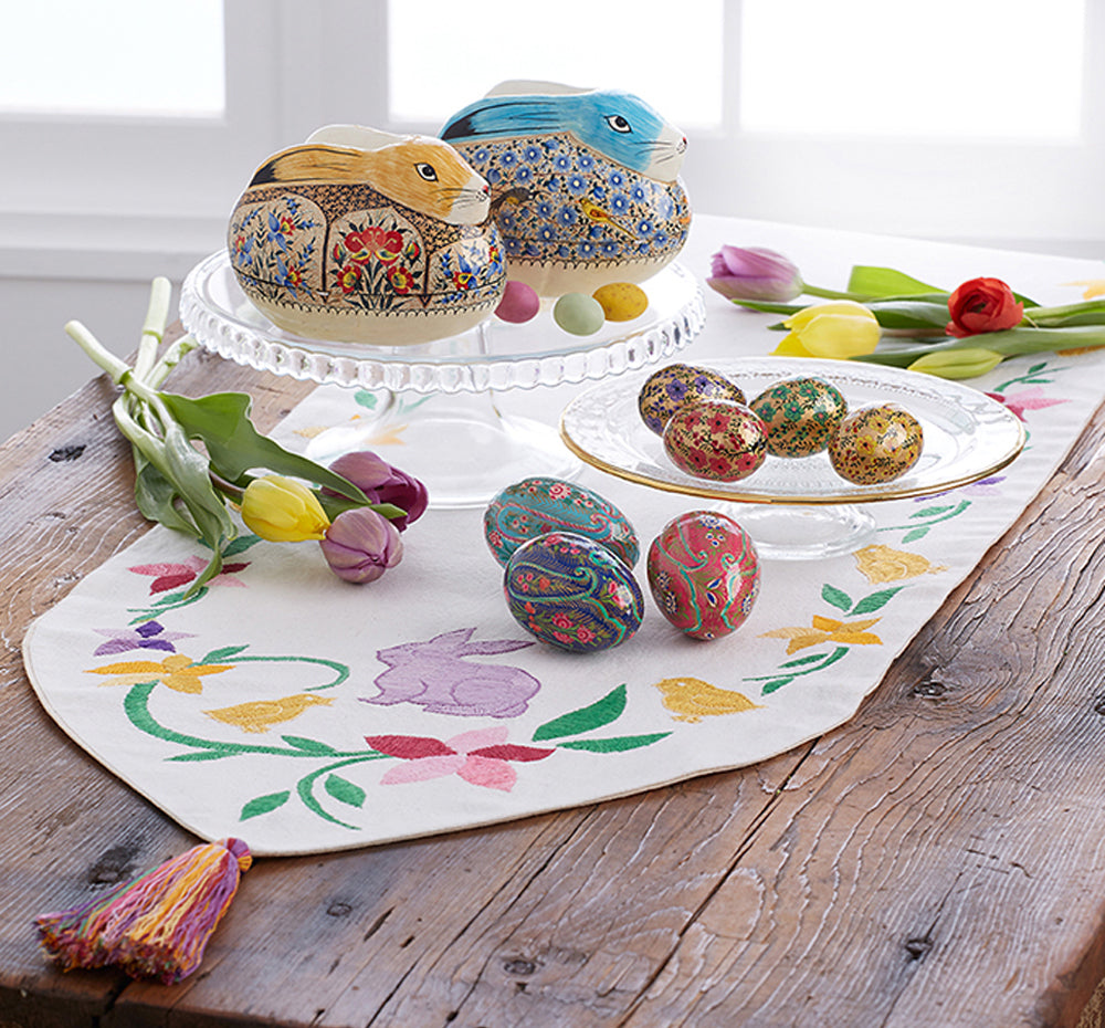 Embroidered Easter Table shops Center Piece